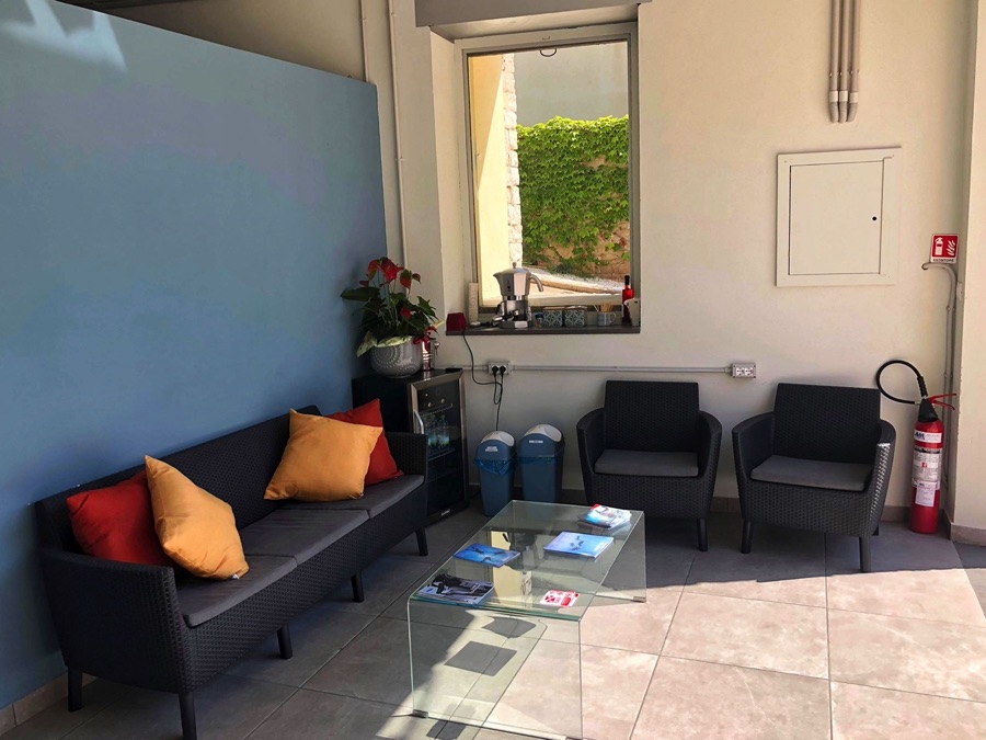 Base One dive centre social area